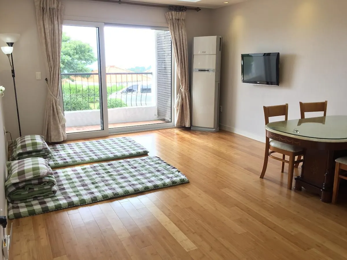 Holiday home Araaura Pension Jeju